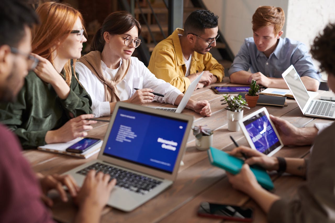How to Build a High-Performing Remote Staff Team